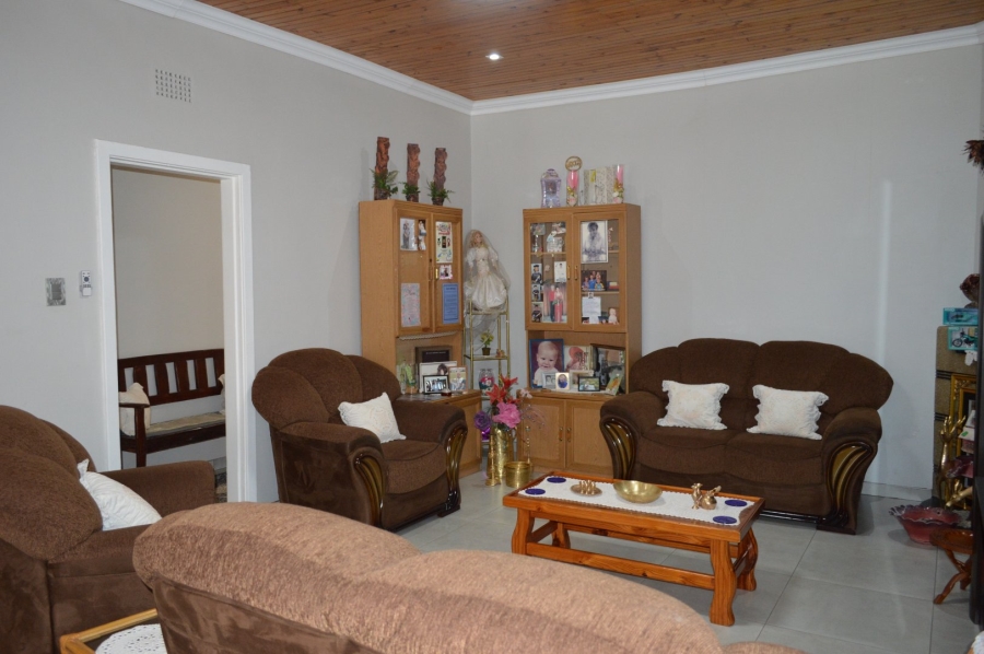 3 Bedroom Property for Sale in Elandia North West